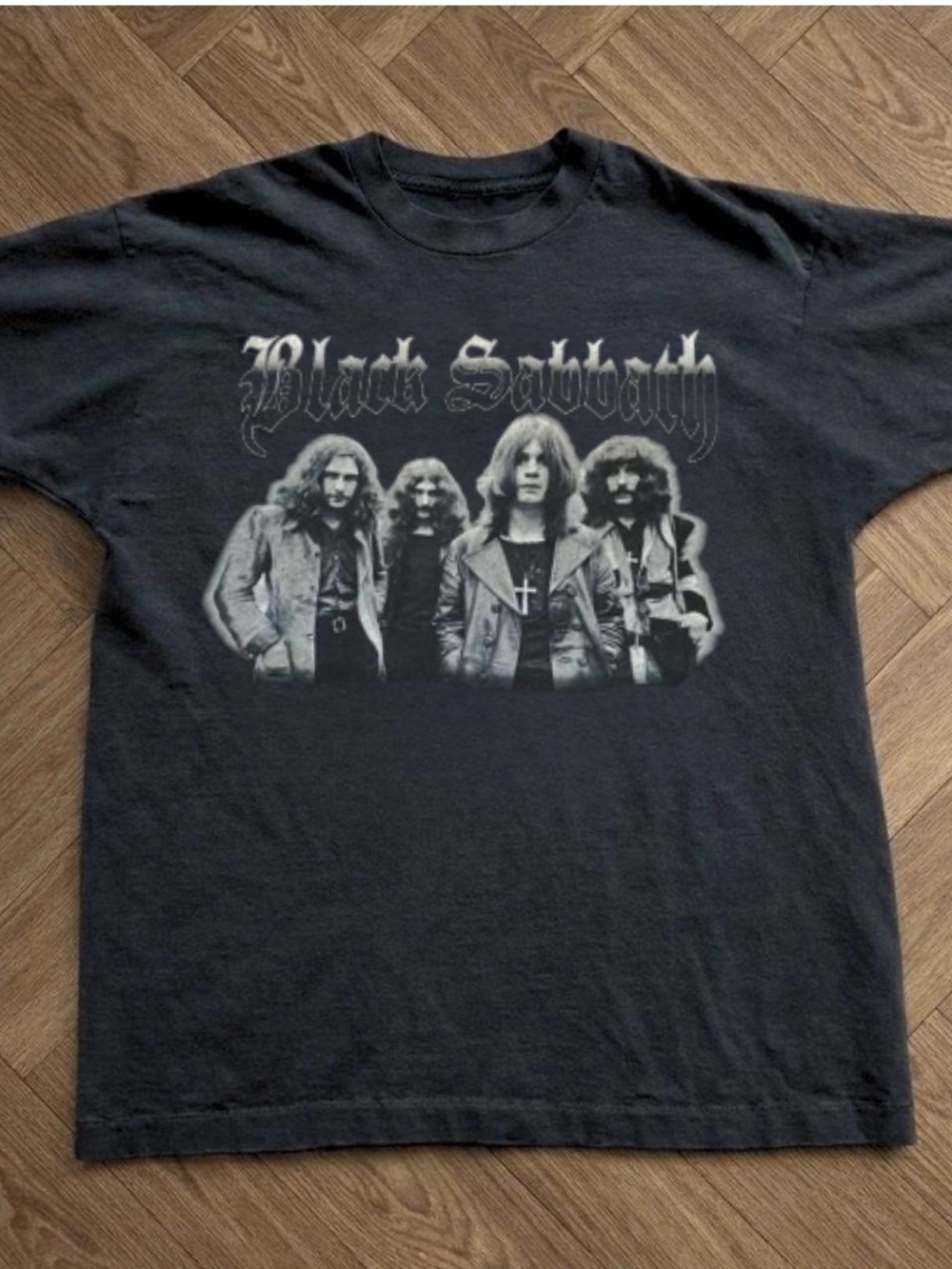 Gildan Black Sabbath Band Tee - Black